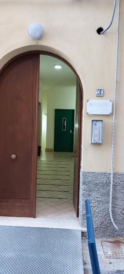 New Acropolis Bed & Breakfast