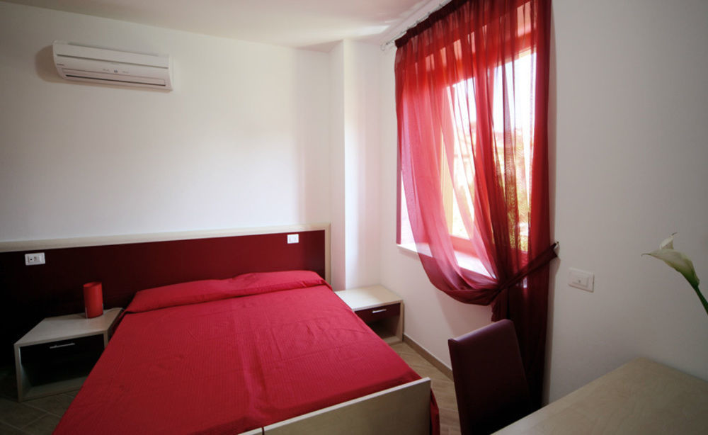 New Acropolis Bed & Breakfast 3*